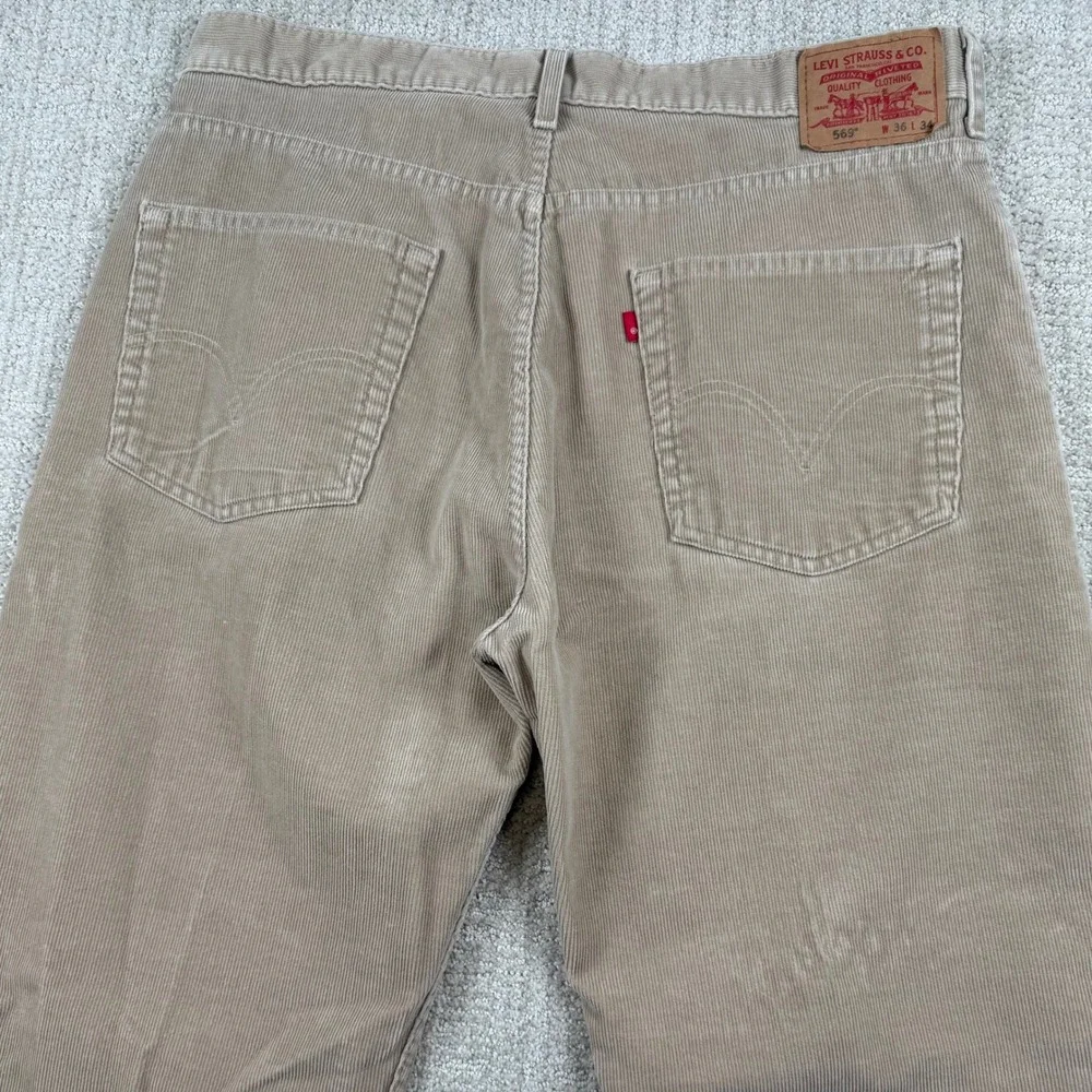 Levi's 569 Mens 36x34 Beige Loose Fit Straight Leg Corduroy Pants Baggy Y2K
